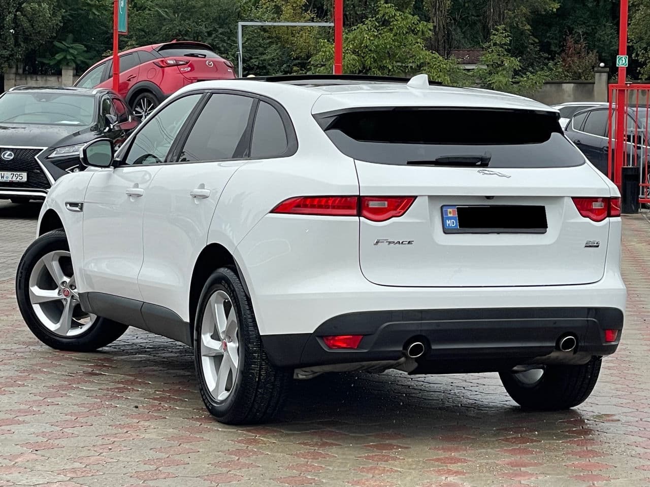 Jaguar F-Pace 2018 — Миниатюра 2
