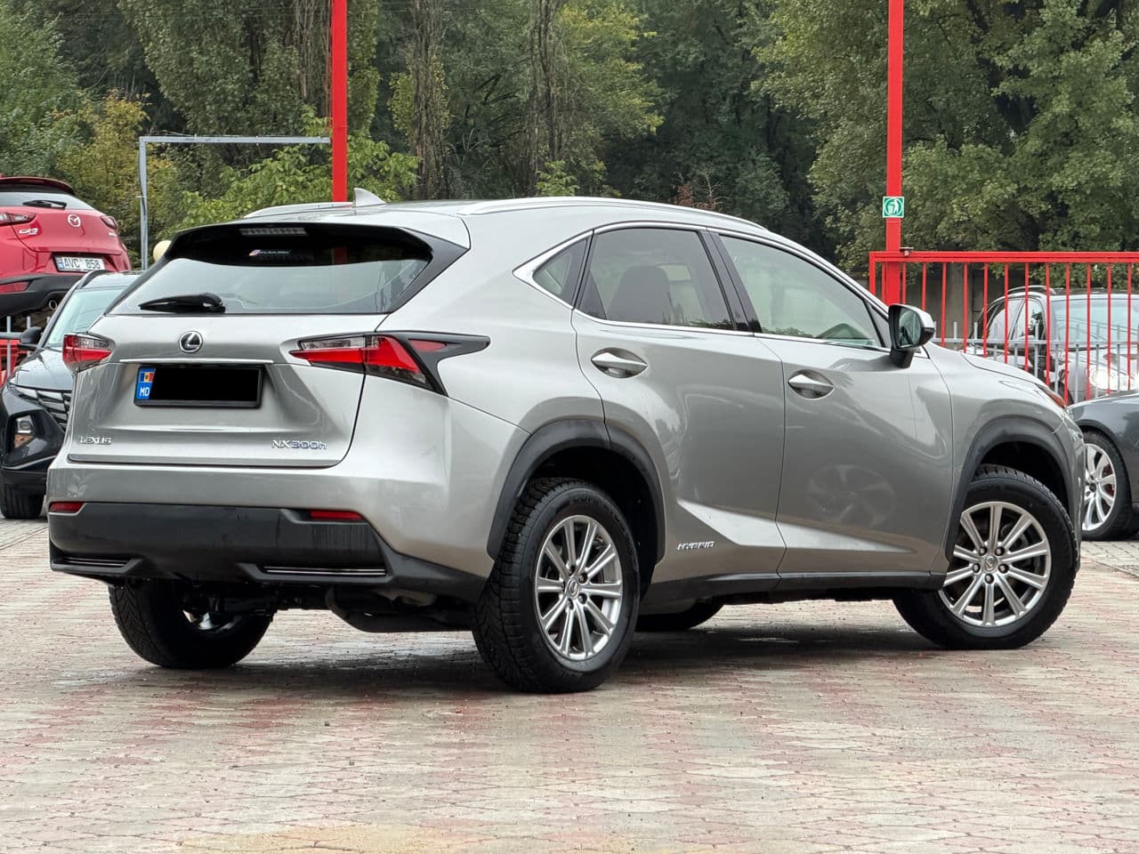 Lexus NX 300H 2014 — Миниатюра 3