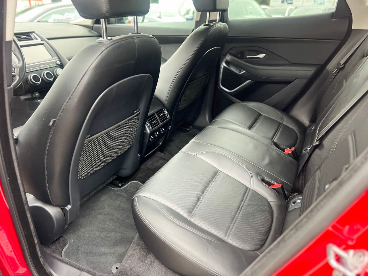 Jaguar E-Pace 2019 — Миниатюра 22