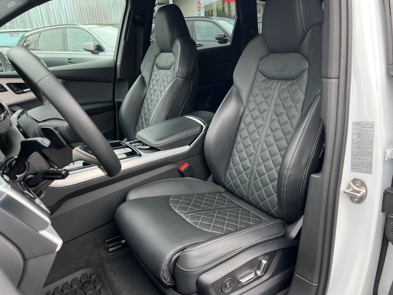 Audi Q7 2023 — Миниатюра 8