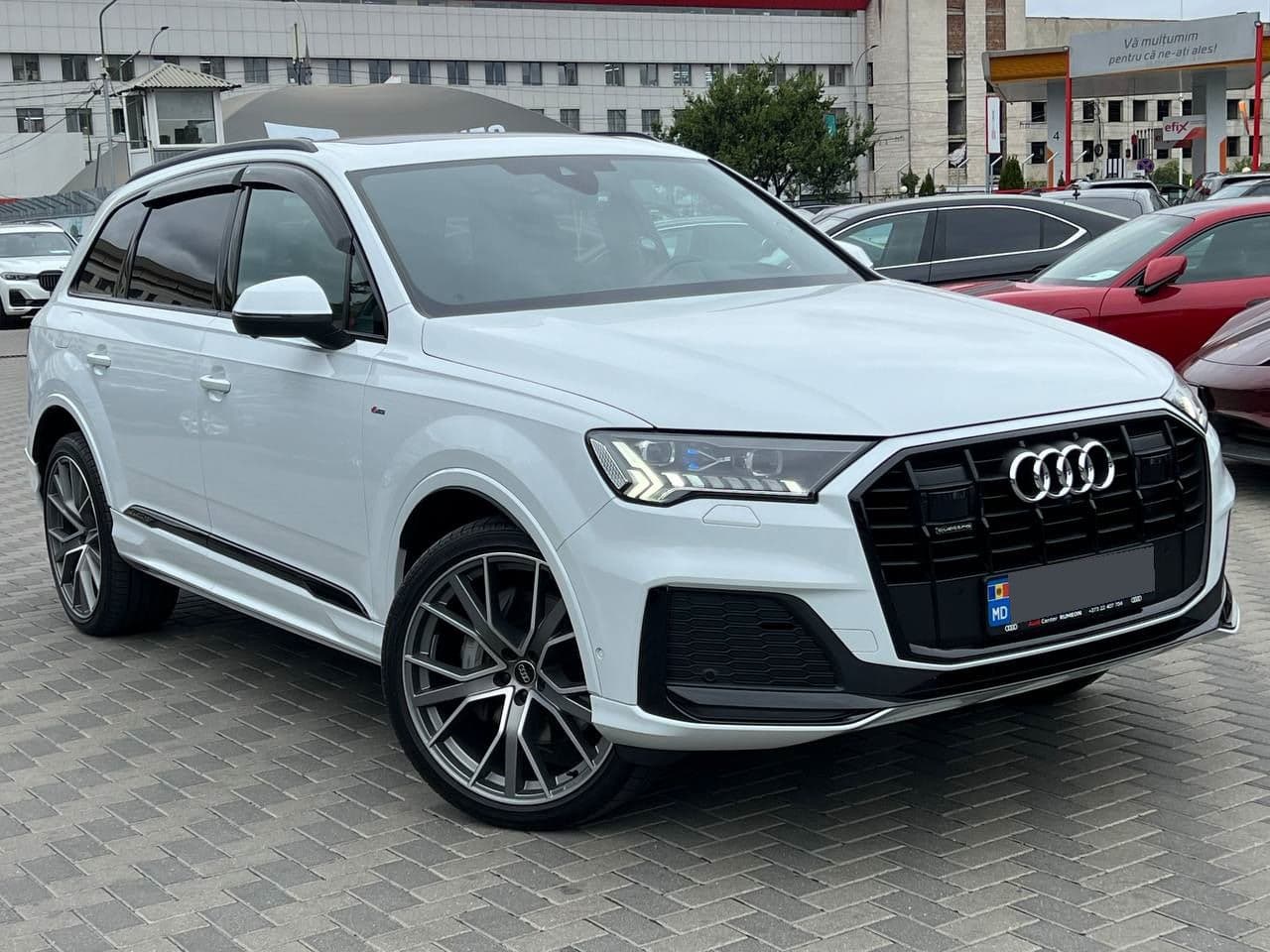 Audi Q7 2023 — Миниатюра 3