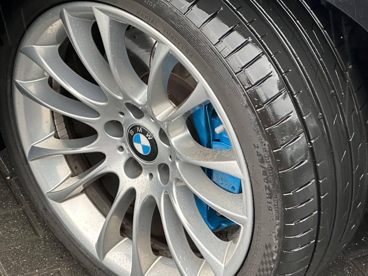 BMW 520 2016 — Миниатюра 17