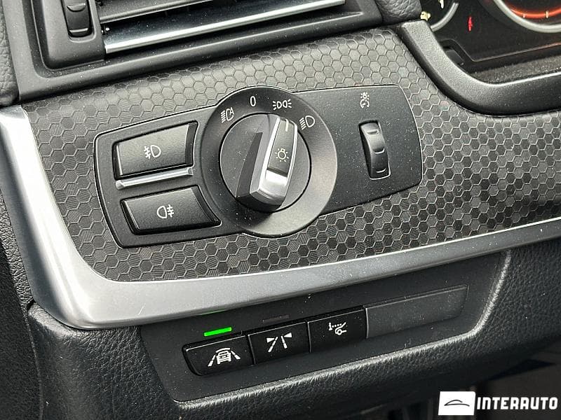 BMW 520 2016 — Миниатюра 13