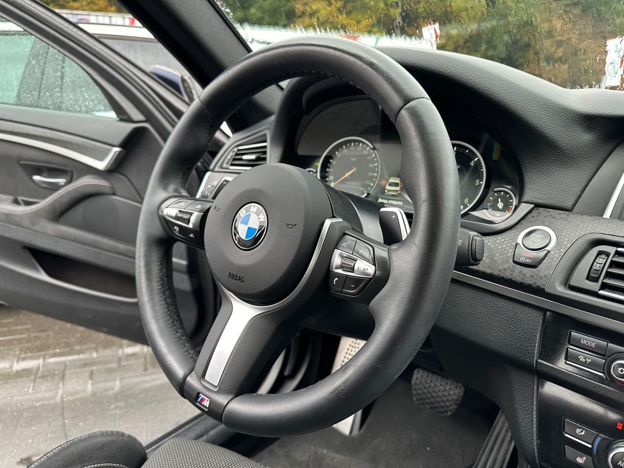BMW 520 2016 — Миниатюра 7