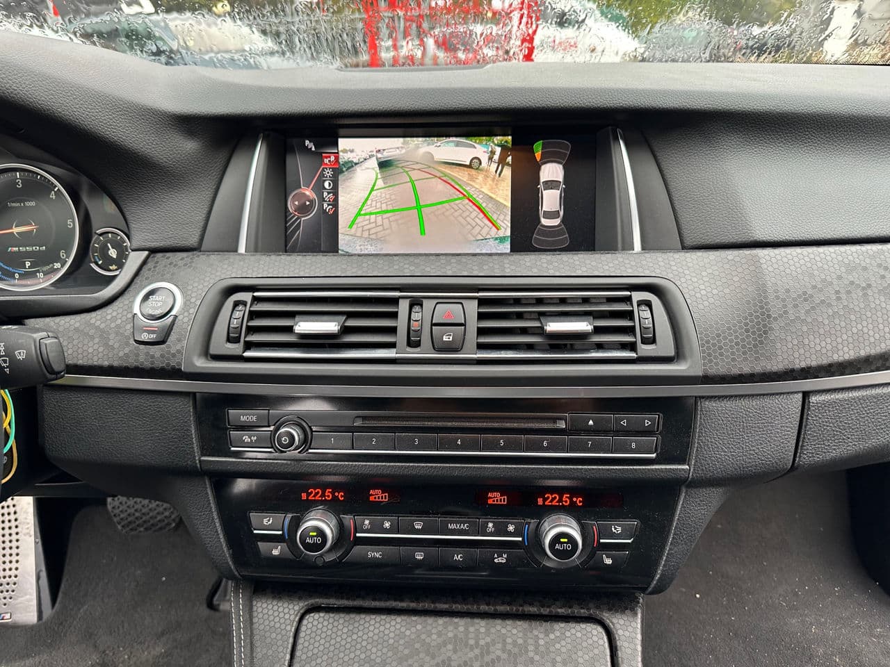 BMW 520 2016 — Миниатюра 11