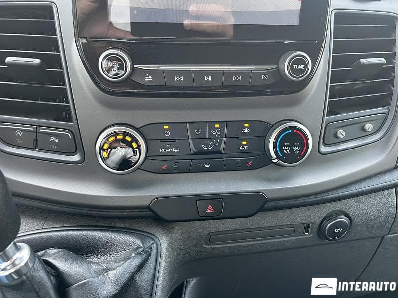 Ford Transit 2018 — Миниатюра 10