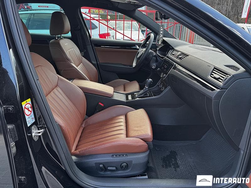 Skoda Superb 2023 — Миниатюра 6