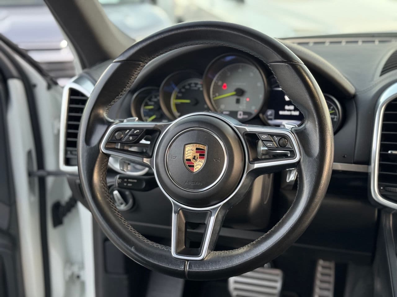 Porsche Cayenne S Hybrid 2016 — Миниатюра 7