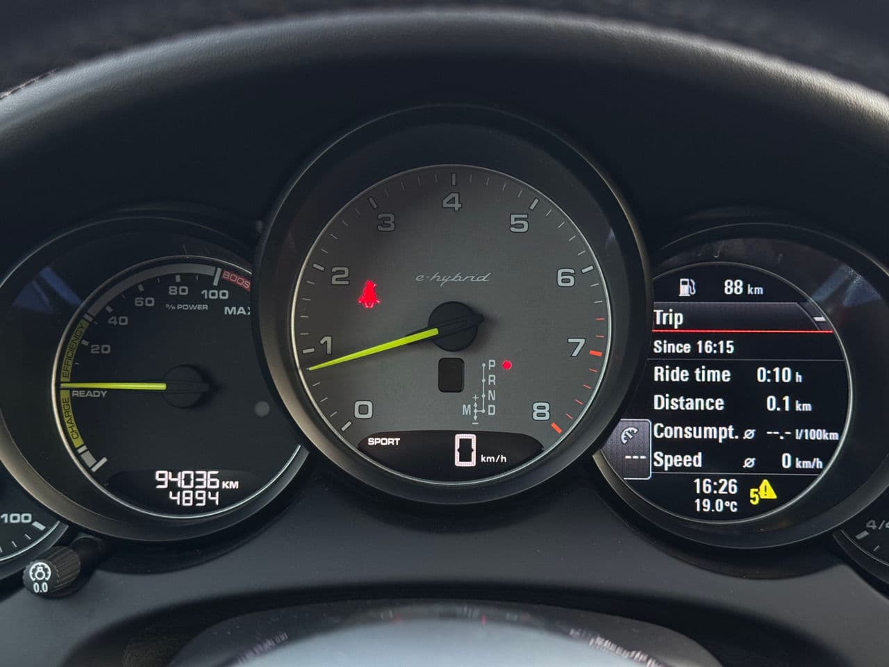 Porsche Cayenne S Hybrid 2016 — Миниатюра 8