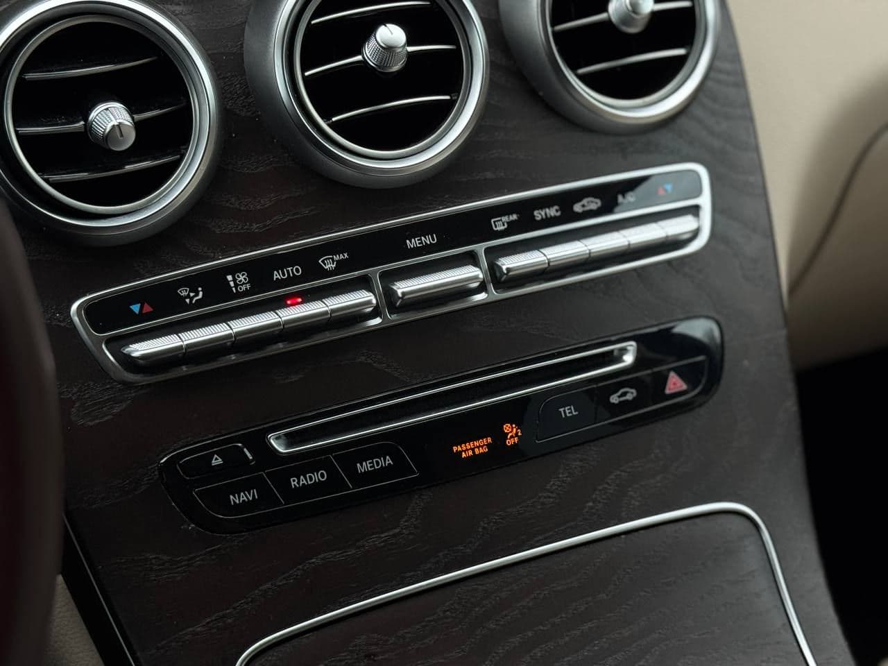Mercedes GLC 220d 2018 — Миниатюра 11