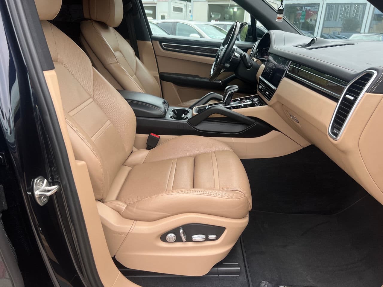 Porsche Cayenne E-Hybrid 2019 — Миниатюра 16