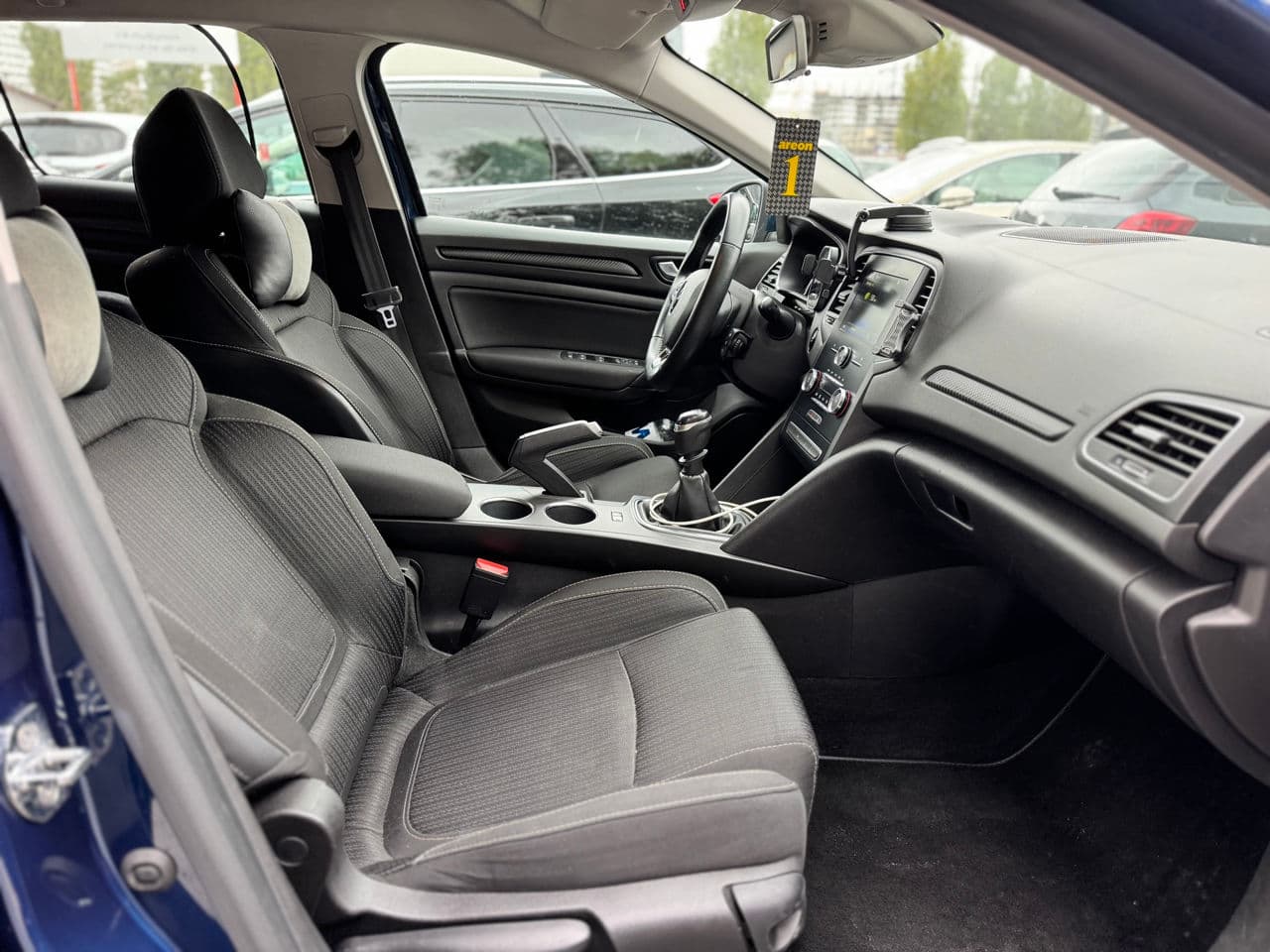 Renault Megane 2019 — Миниатюра 17
