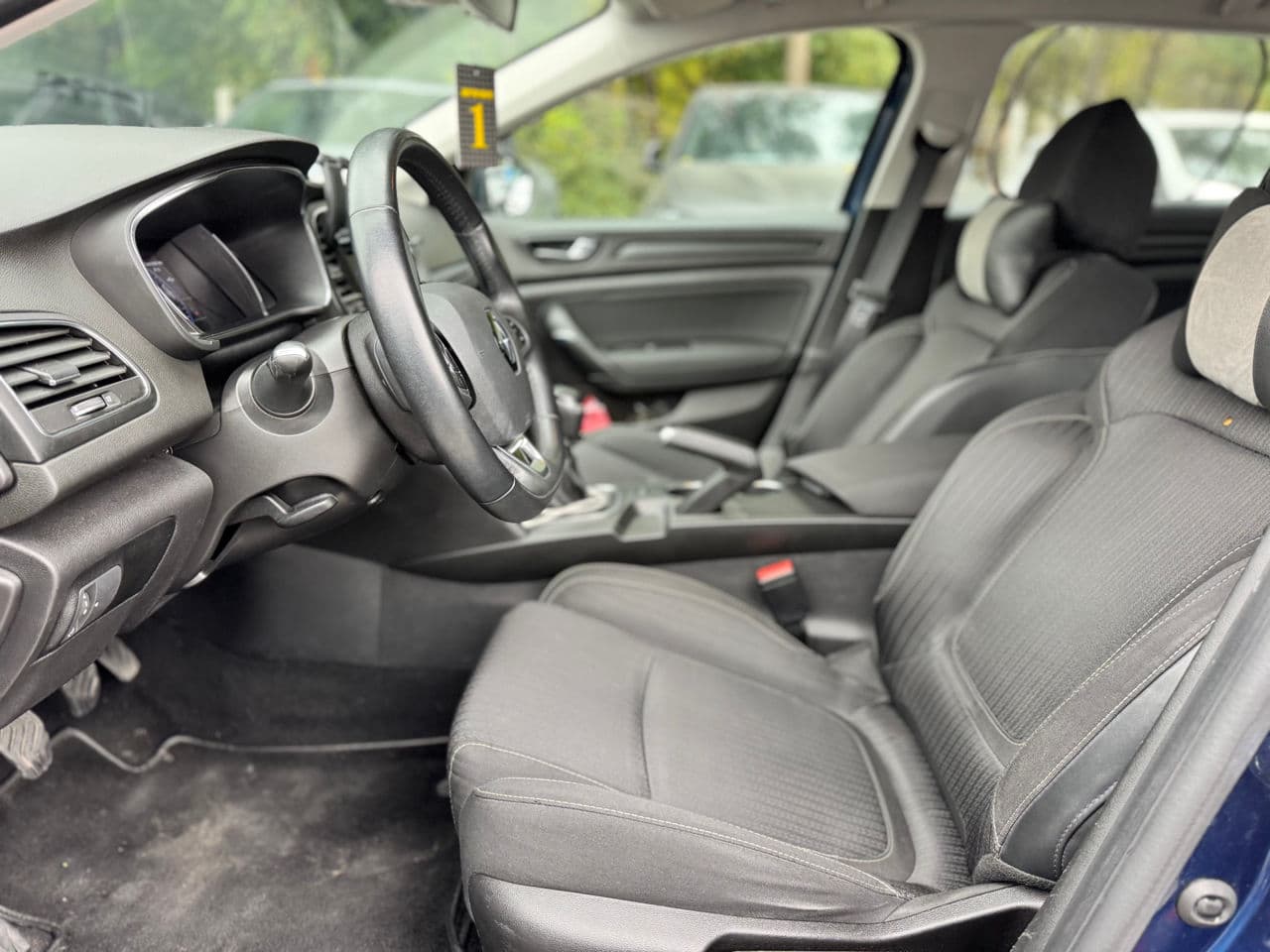 Renault Megane 2019 — Миниатюра 8
