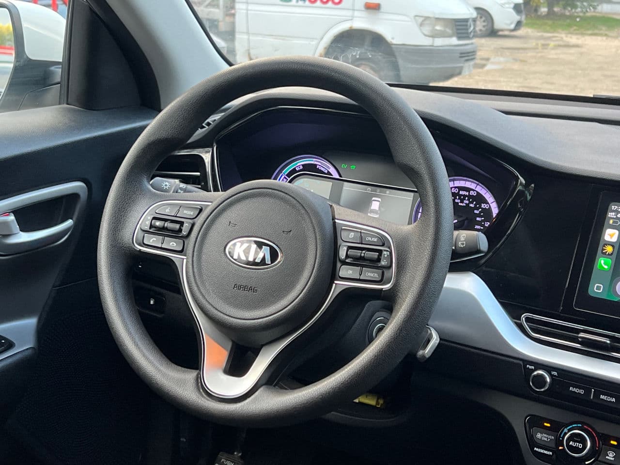 Kia Niro 2020 — Миниатюра 10