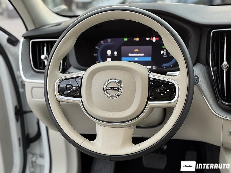 Volvo XC 60 2023 — Миниатюра 7
