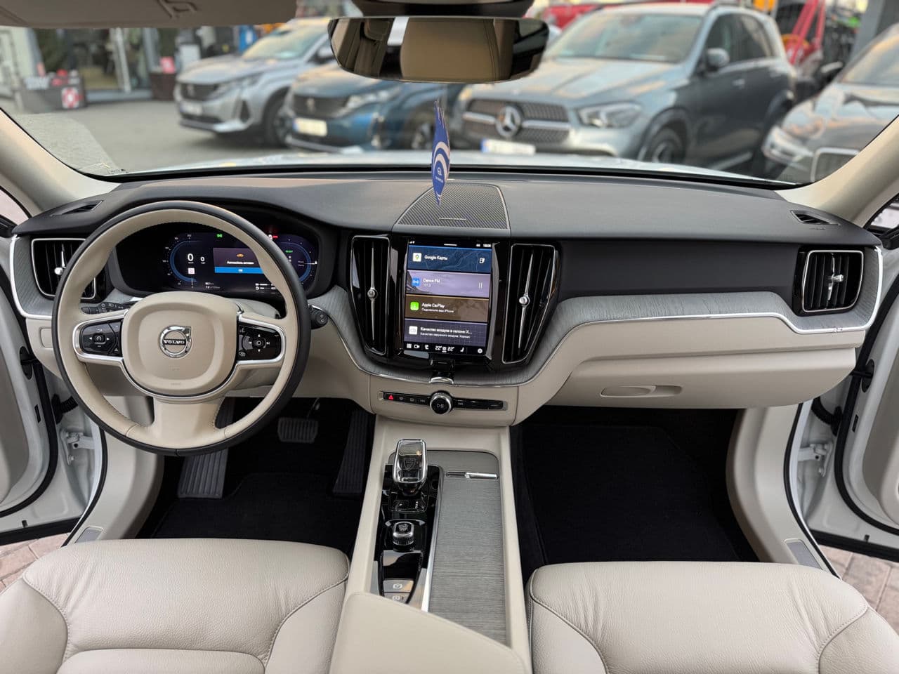 Volvo XC 60 2023 — Миниатюра 6