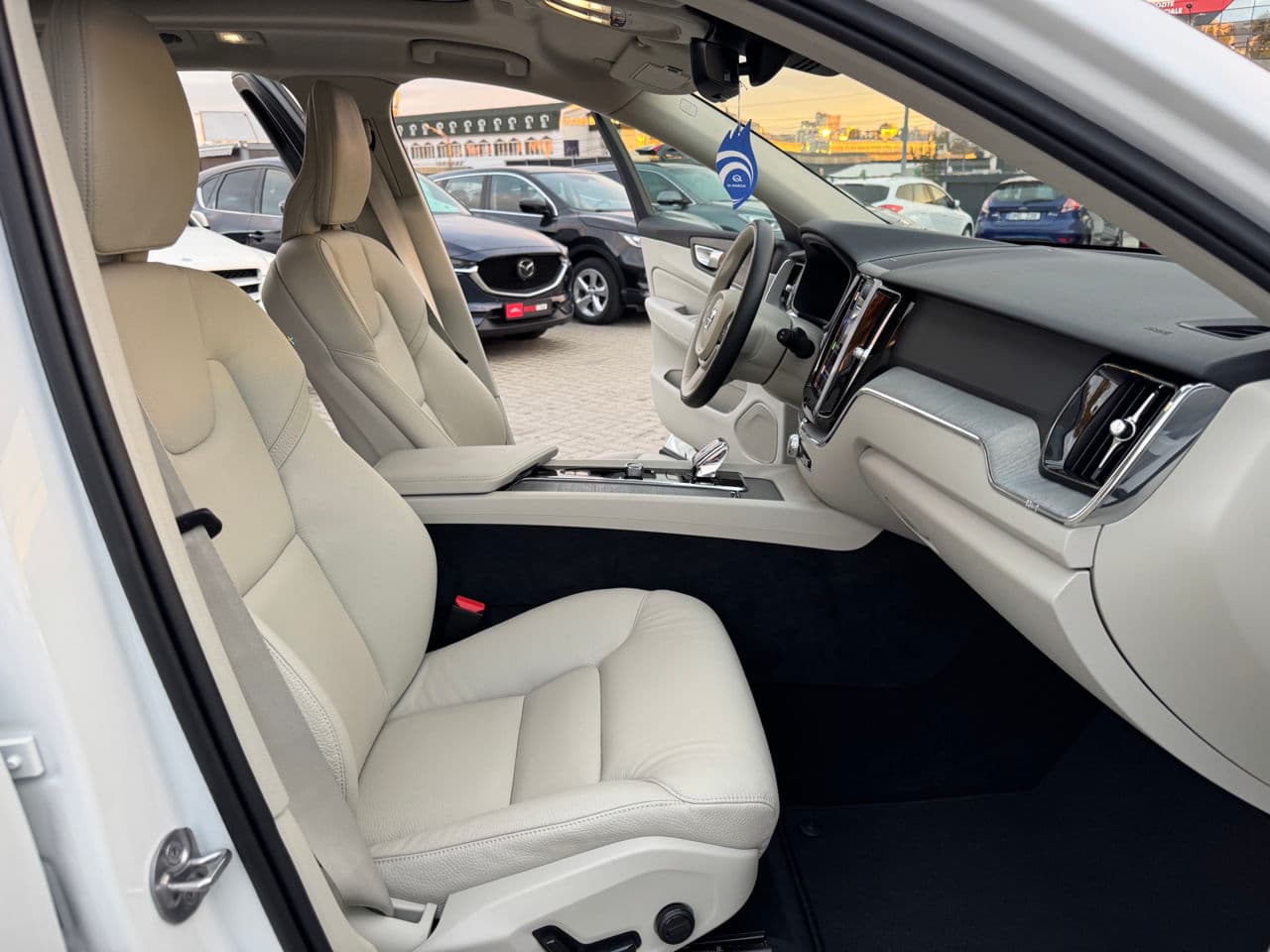 Volvo XC 60 2023 — Миниатюра 15