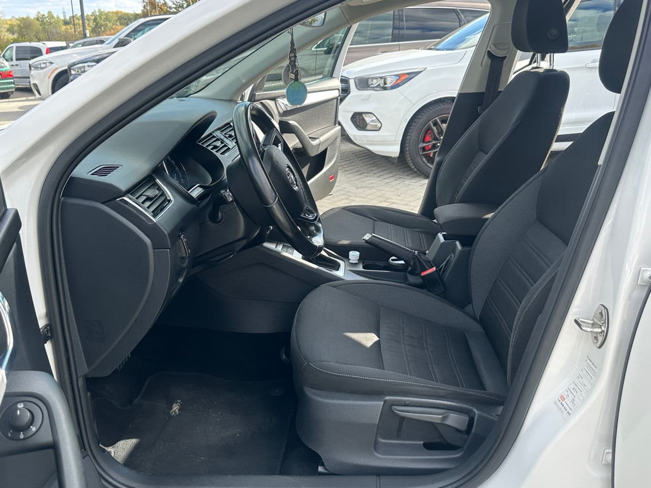 Skoda Octavia 2018 — Миниатюра 5