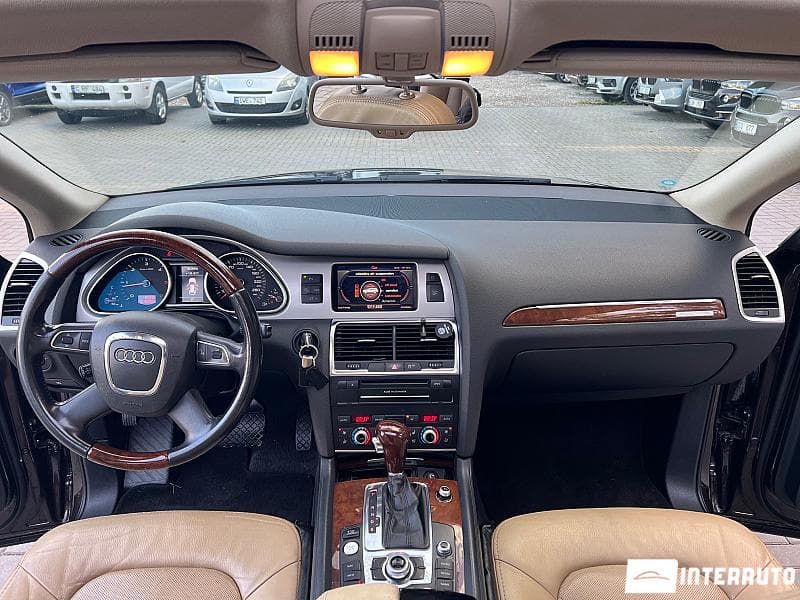 Audi Q7 2010 — Миниатюра 10