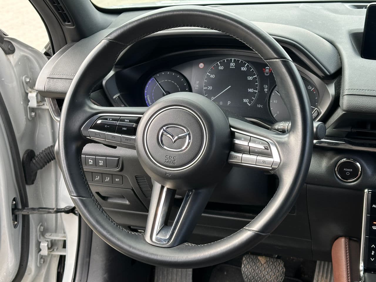 Mazda MX-30 2020 — Миниатюра 7