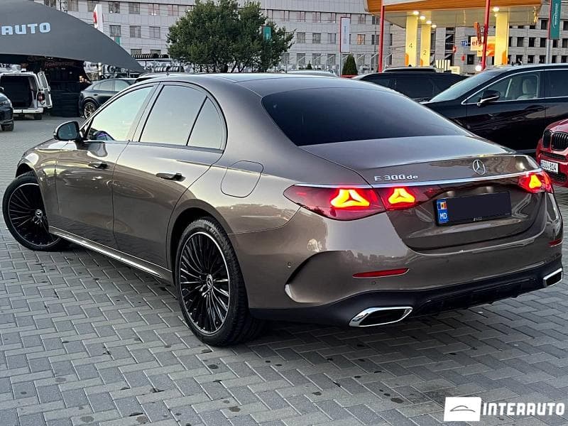 Mercedes E 300de 2024 — Миниатюра 4