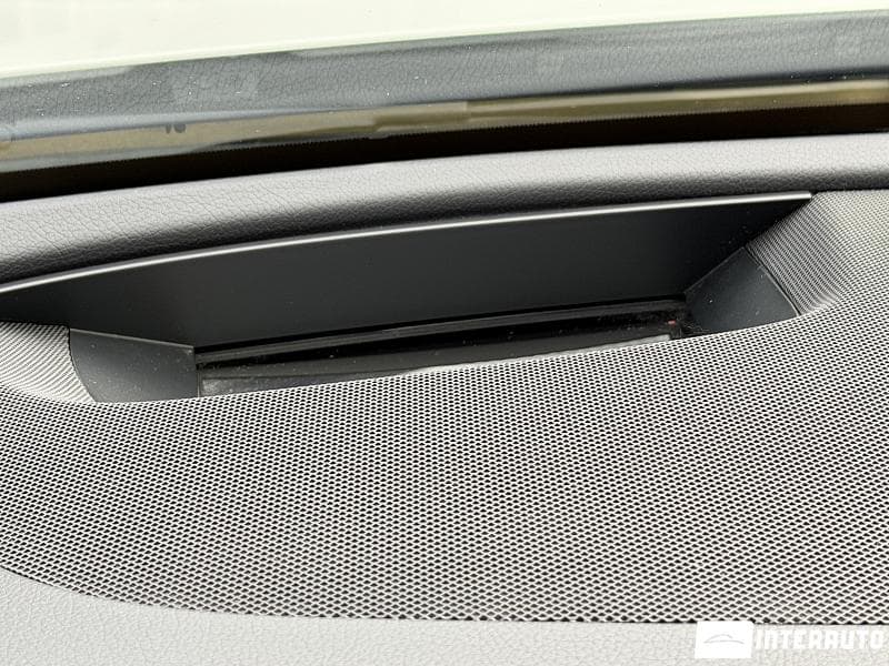 Mercedes E 200 2018 — Миниатюра 10