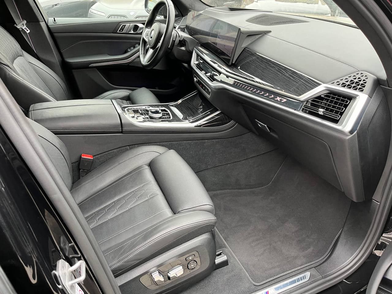 BMW X7 4.0d 2023 — Миниатюра 7