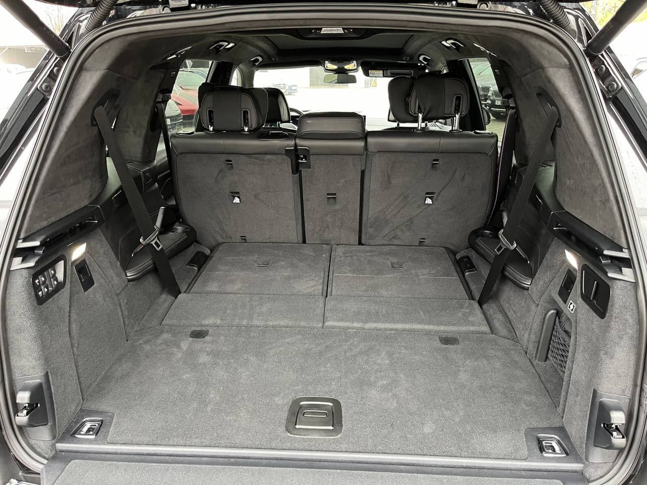 BMW X7 4.0d 2023 — Миниатюра 21