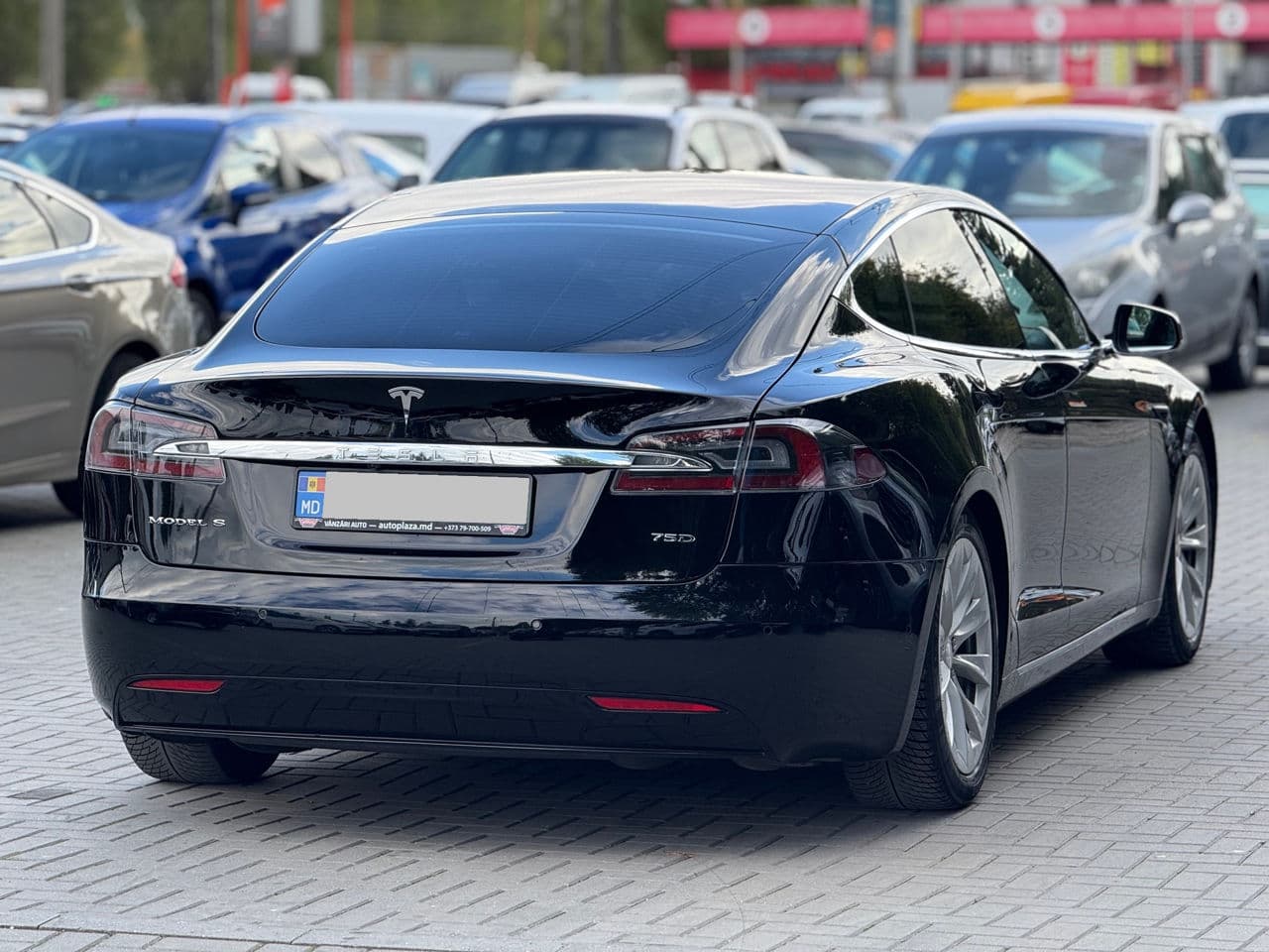 Tesla Model S 2018 — Миниатюра 2