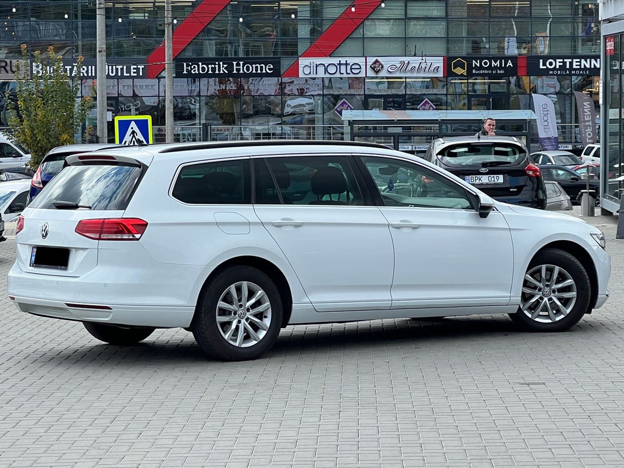 Volkswagen Passat 2018 — Миниатюра 3
