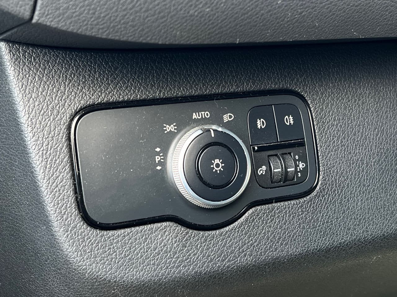 Mercedes Sprinter 2019 — Миниатюра 7