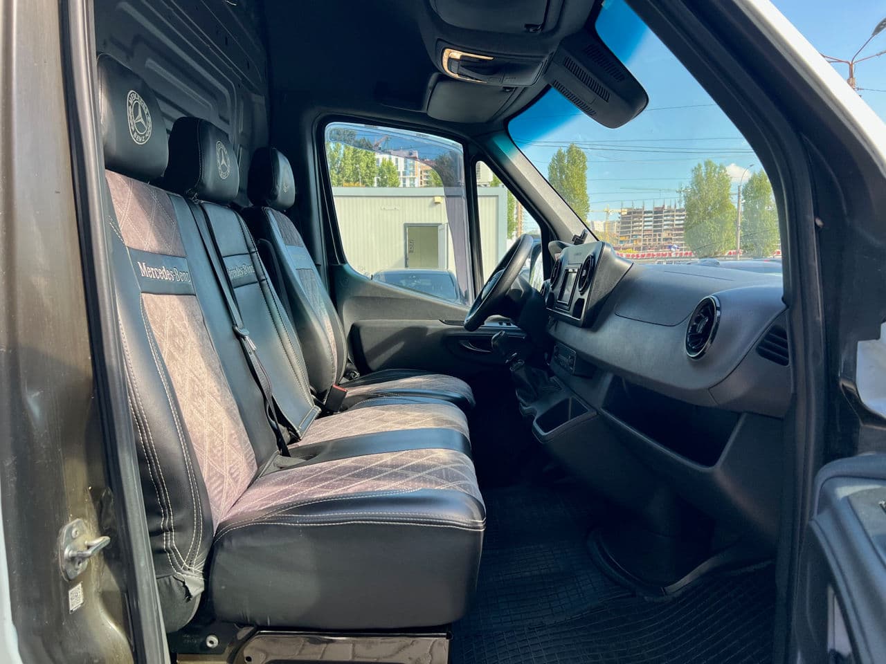 Mercedes Sprinter 2019 — Миниатюра 13