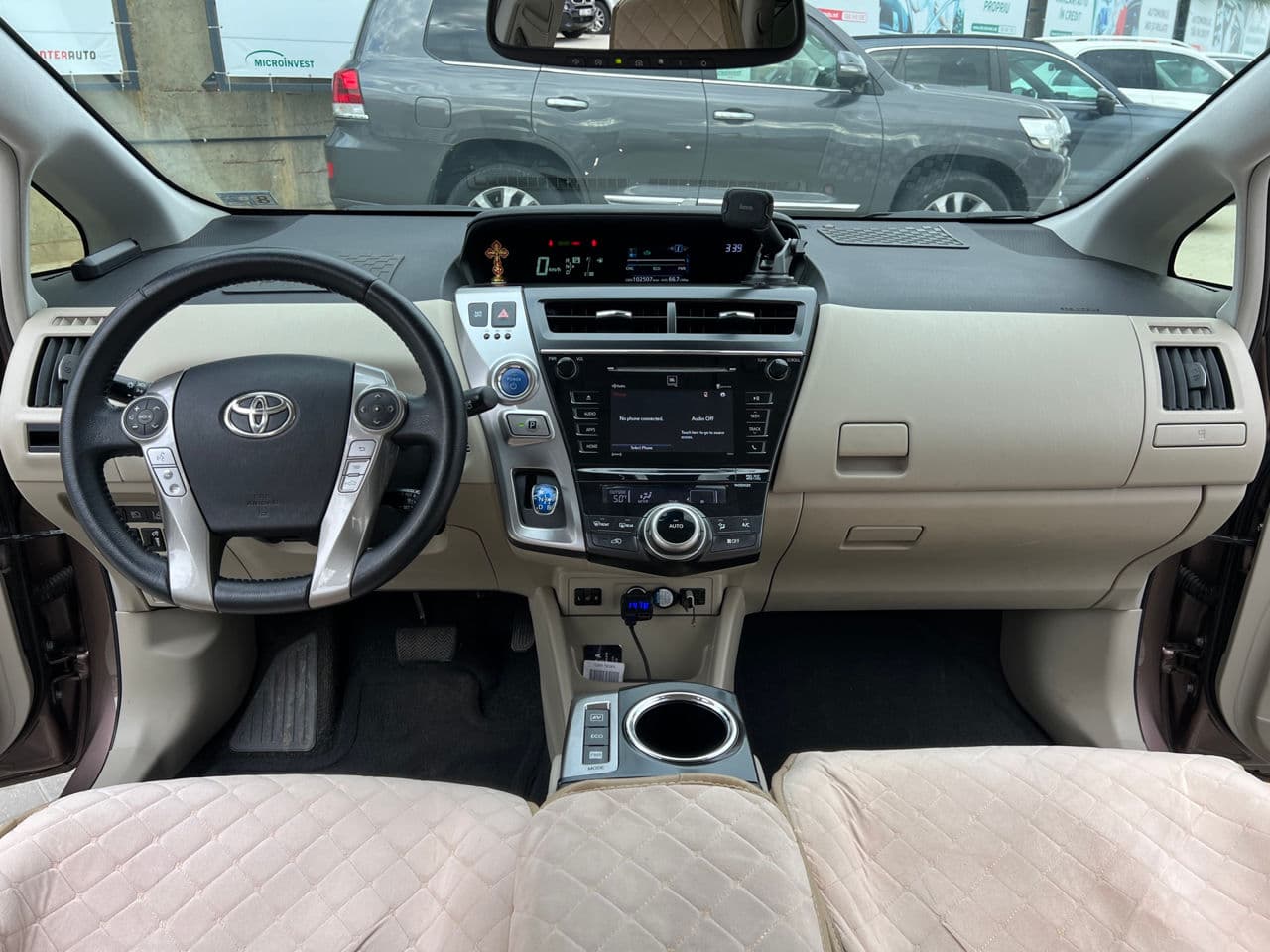 Toyota Prius Plus / V 2016 — Миниатюра 6