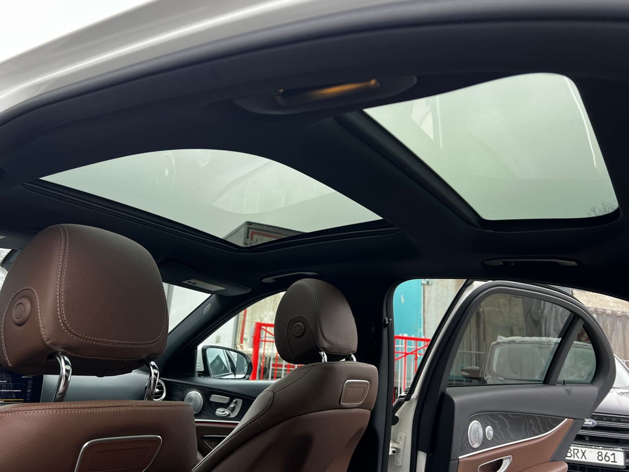 Mercedes E 300 2017 — Миниатюра 21
