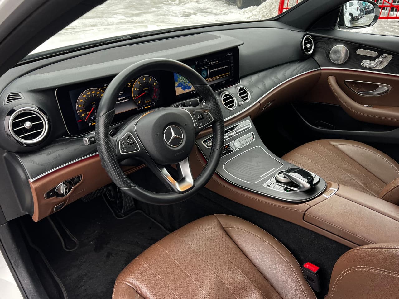 Mercedes E 300 2017 — Миниатюра 8