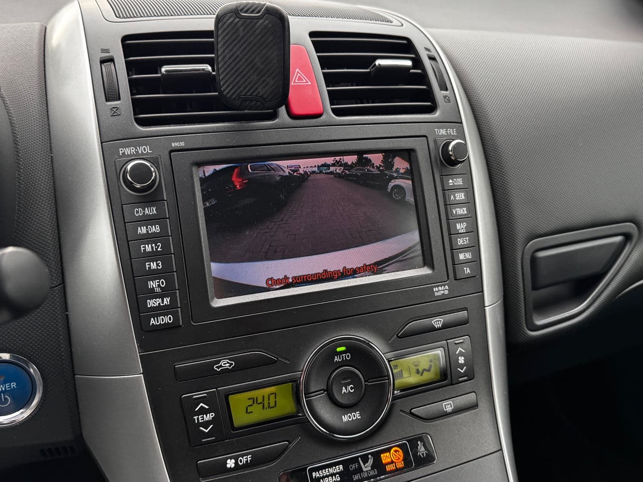 Toyota Auris 2010 — Миниатюра 12