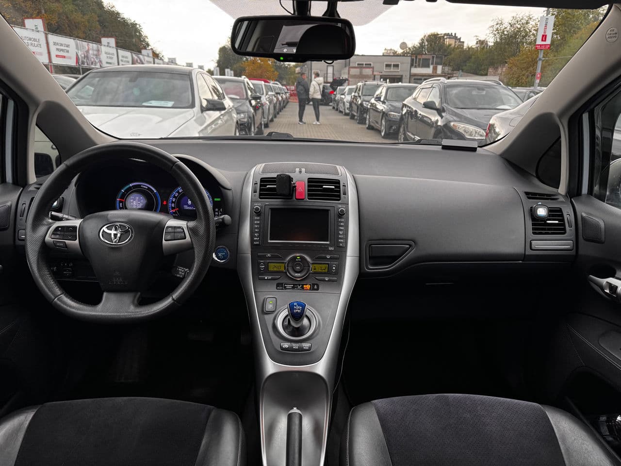 Toyota Auris 2010 — Миниатюра 9