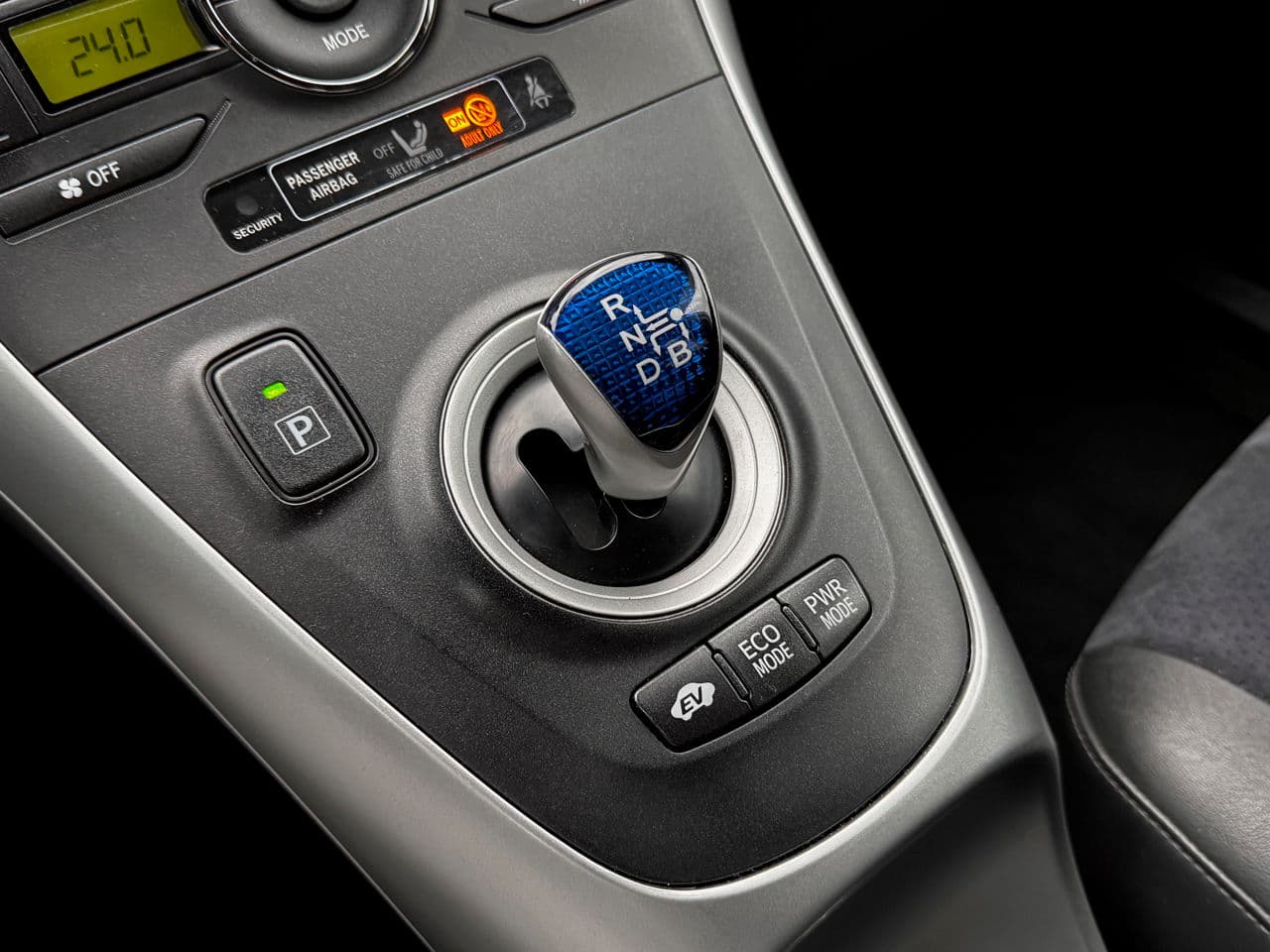 Toyota Auris 2010 — Миниатюра 13