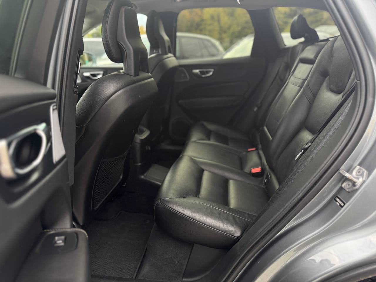 Volvo XC 60 2018 — Миниатюра 13