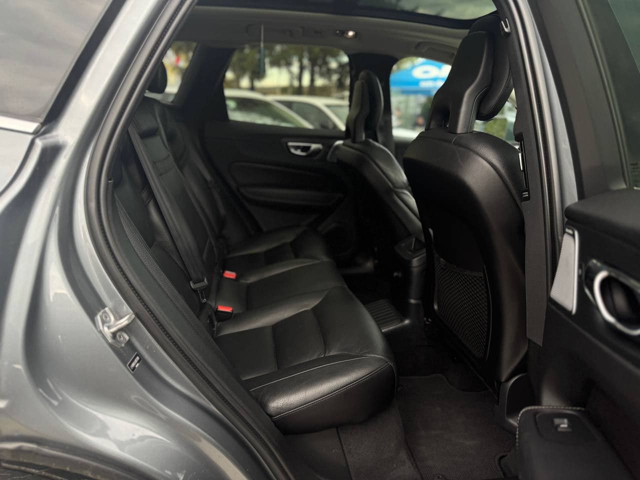 Volvo XC 60 2018 — Миниатюра 15