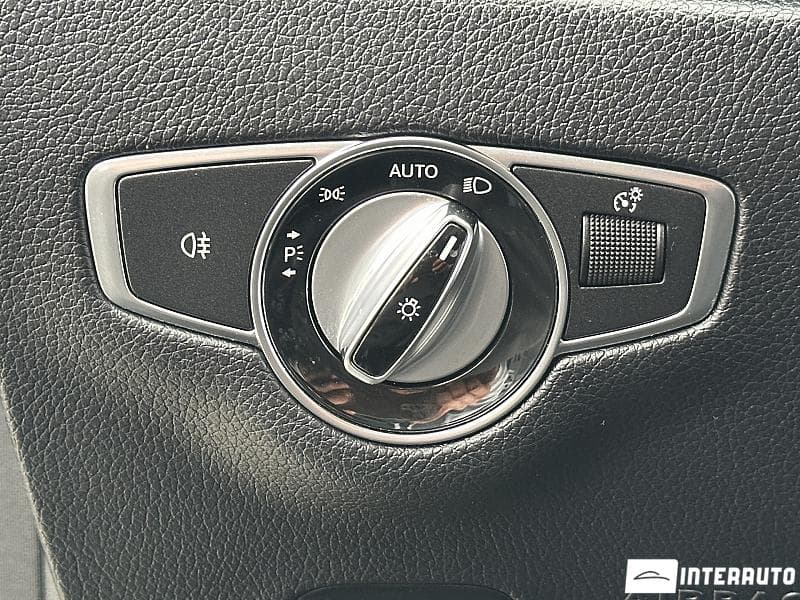 Mercedes E 220 2019 — Миниатюра 16