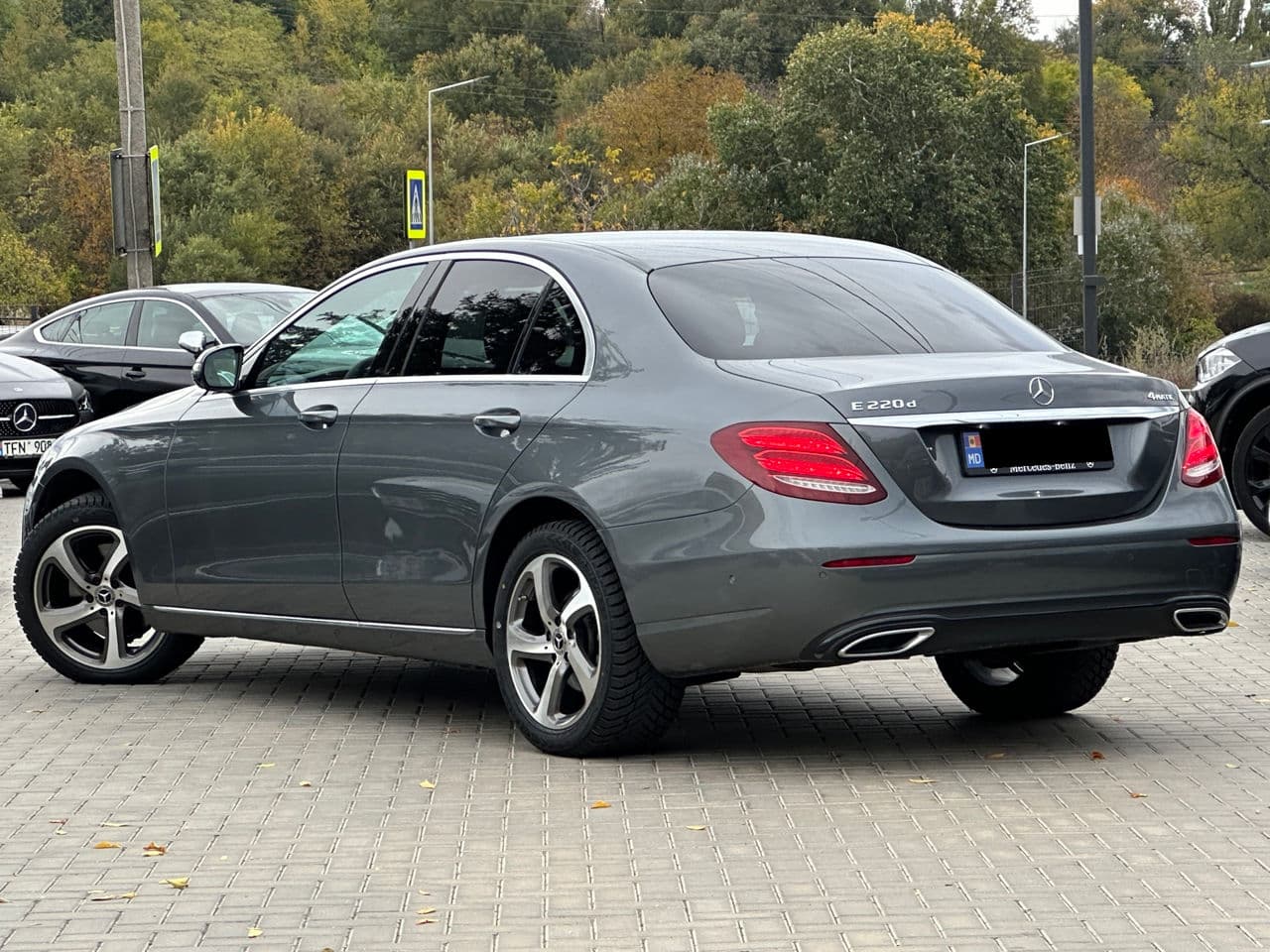 Mercedes E 220 2019 — Миниатюра 4