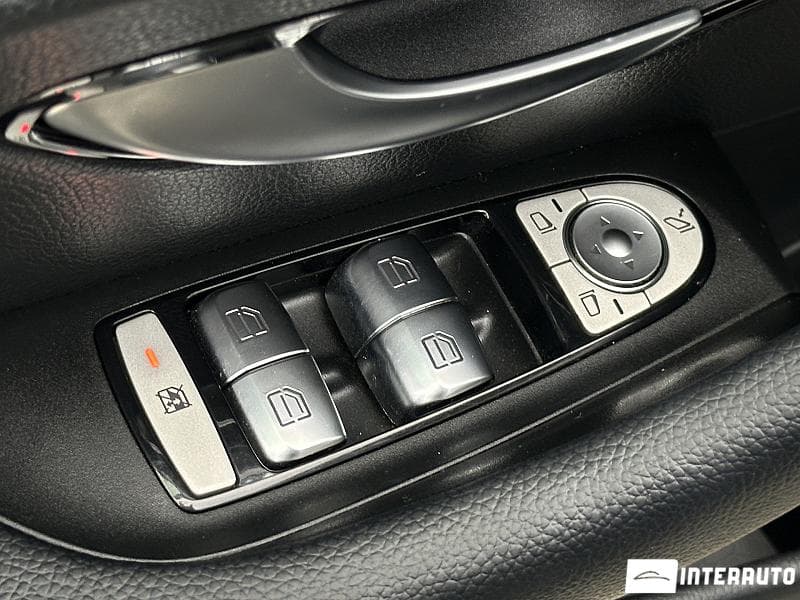 Mercedes E 220 2019 — Миниатюра 19