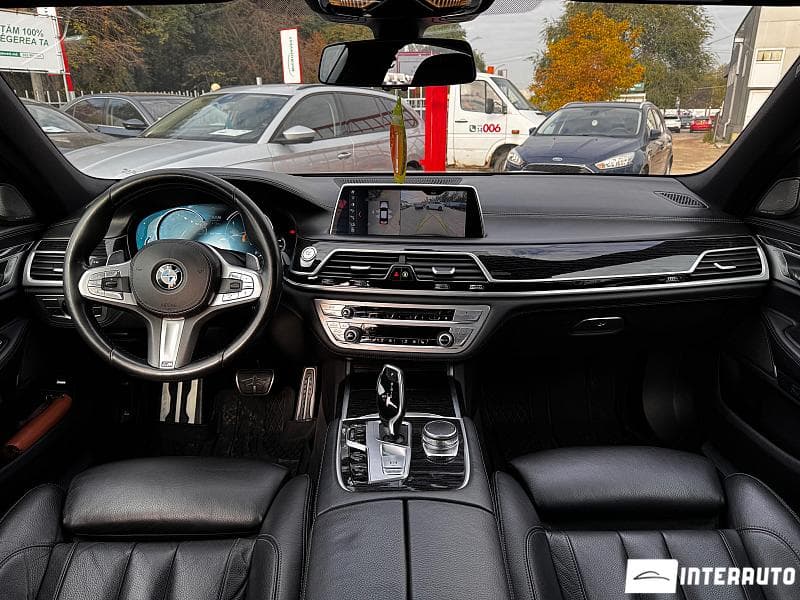 BMW 740e 2017 — Миниатюра 10