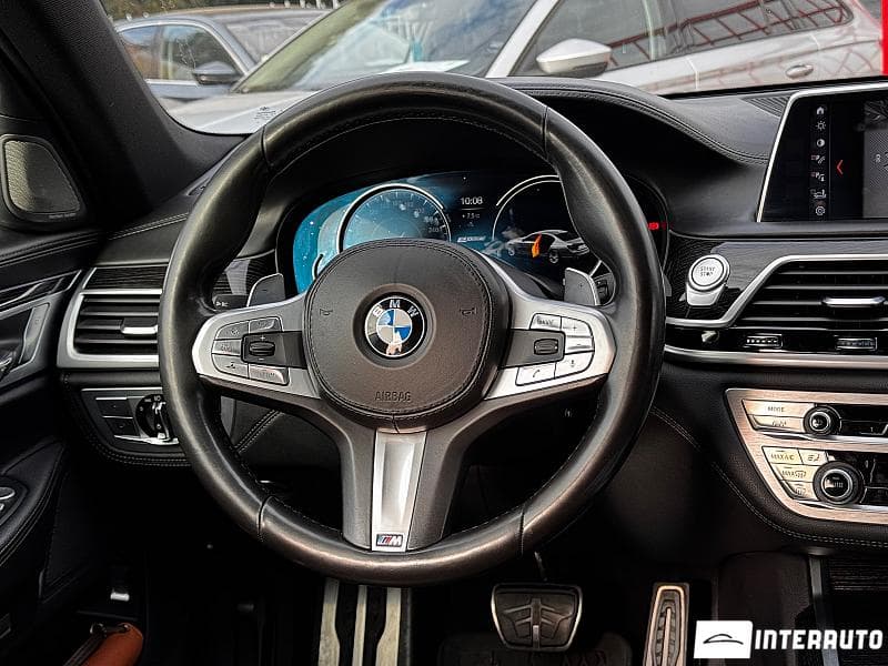 BMW 740e 2017 — Миниатюра 11