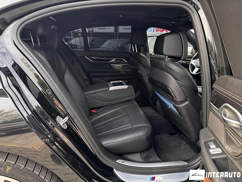 BMW 740e 2017 — Миниатюра 8