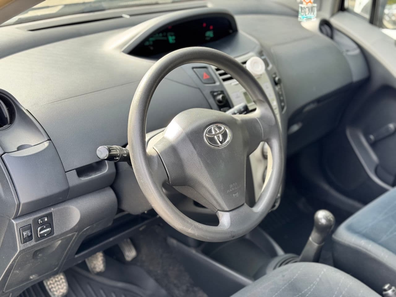Toyota Yaris 2008 — Миниатюра 7