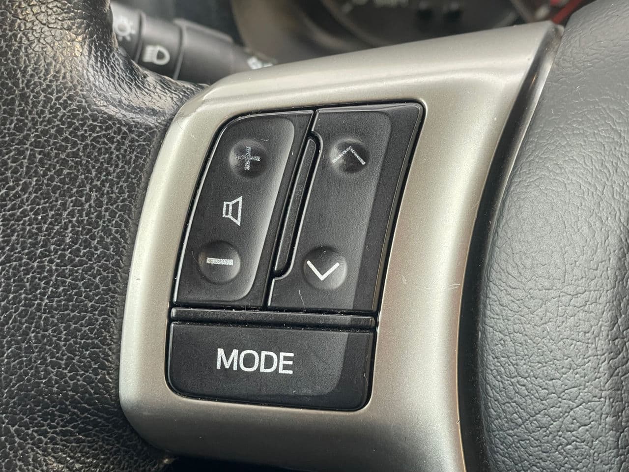 Toyota Yaris 2012 — Миниатюра 9