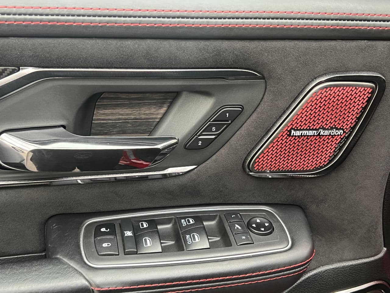 Dodge RAM 2021 — Миниатюра 8