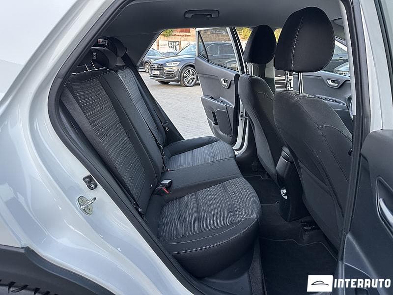 Kia Stonic 2018 — Миниатюра 13